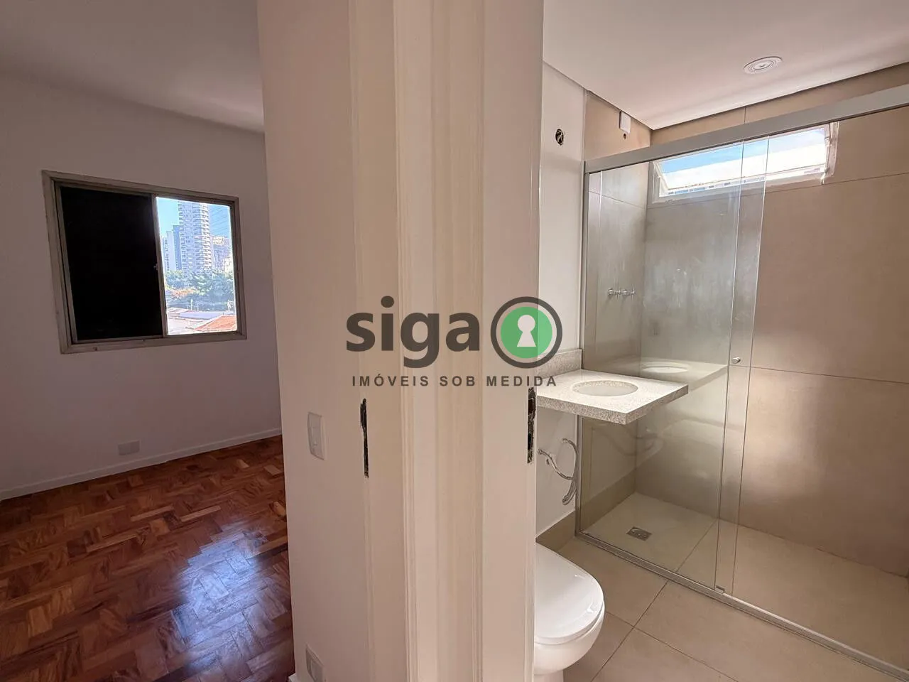 Imagem Apartamento Reformado com 3 Dormitórios e Suíte na Vila Olímpia.