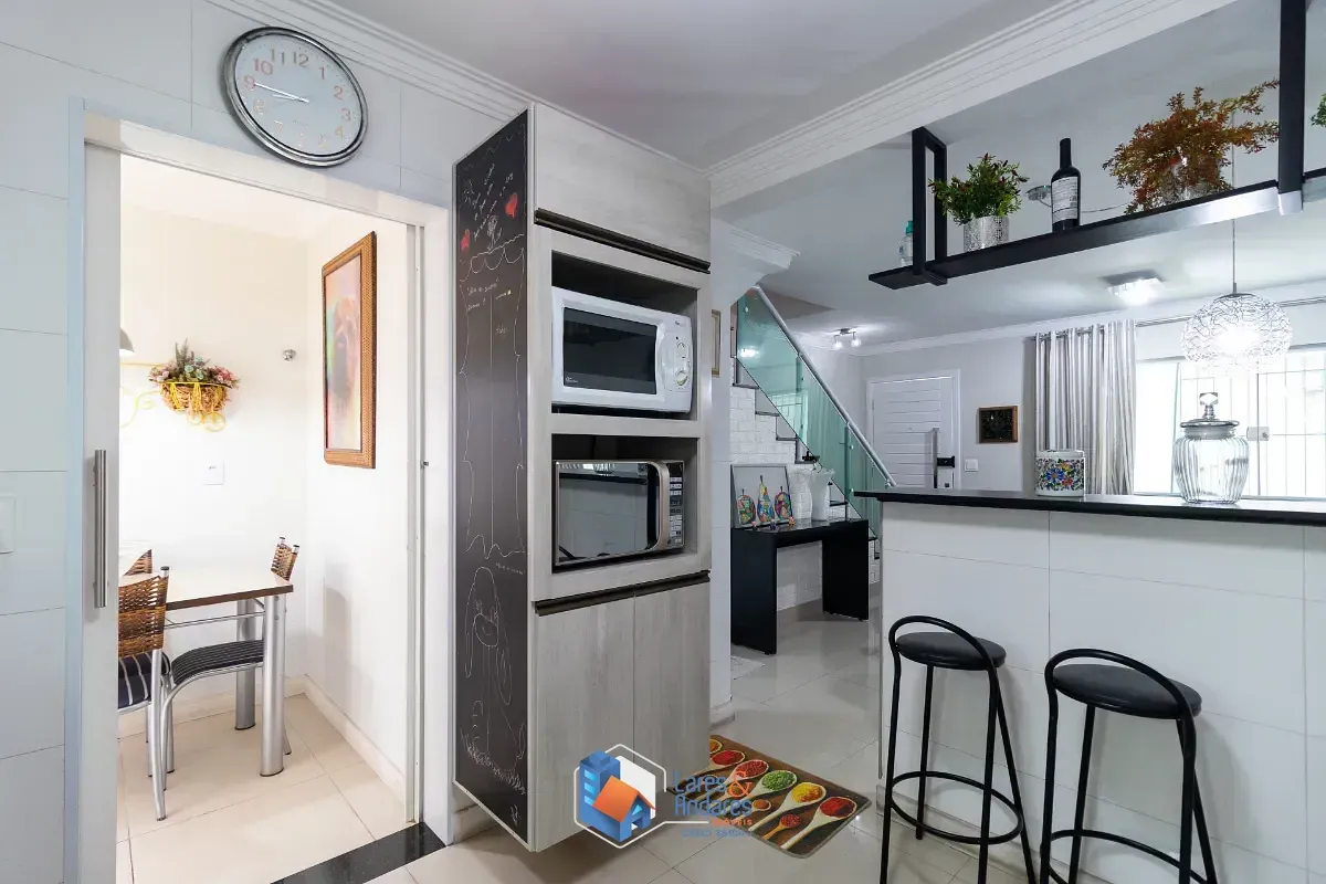 Imagem Casa no condomínio Residencial das Orquideas para venda com 3 quartos, sendo 1 suíte, 142m²