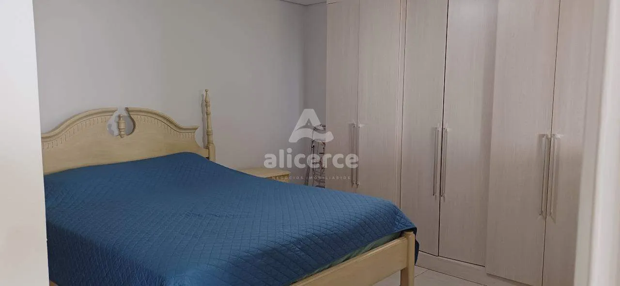 Imagem Cobertura Duplex em Barreiros com Vista Deslumbrante - Preço Reduzido por Tempo Limitado!