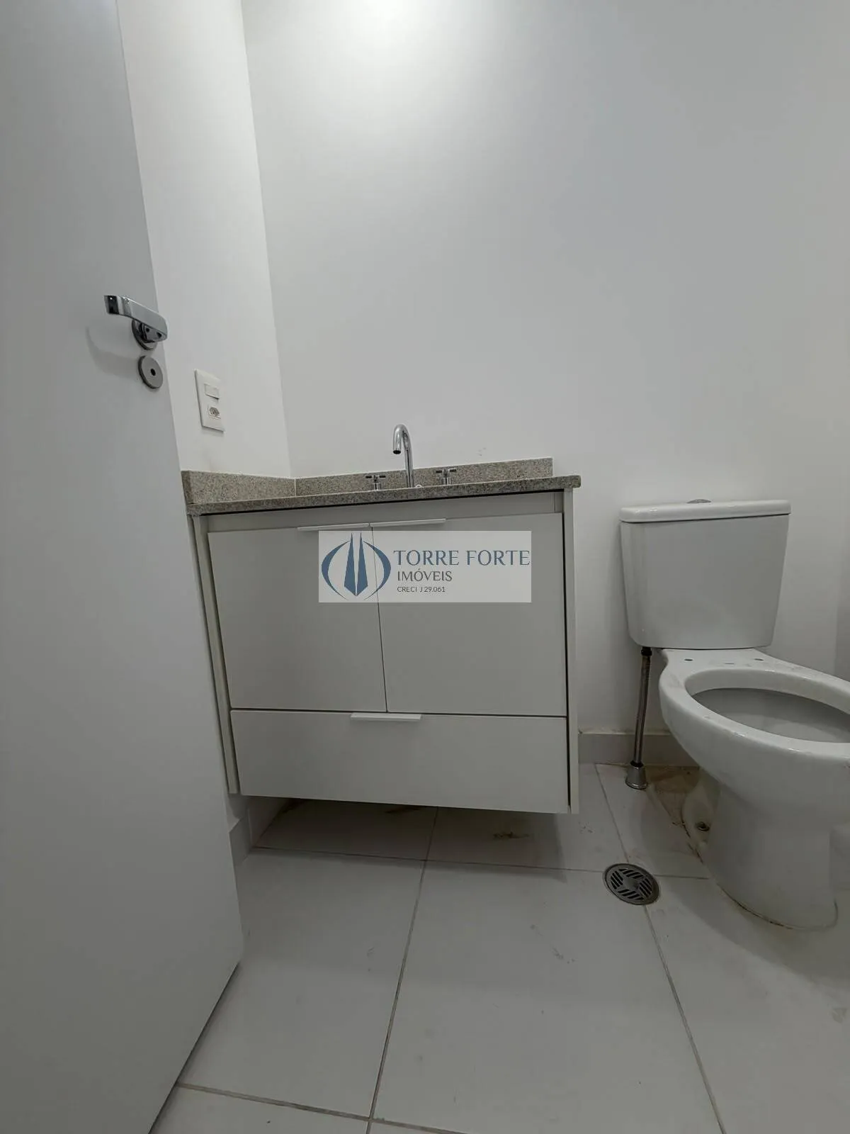 Imagem Lindo Studio novo com 28m², varanda no Jardim independencia.