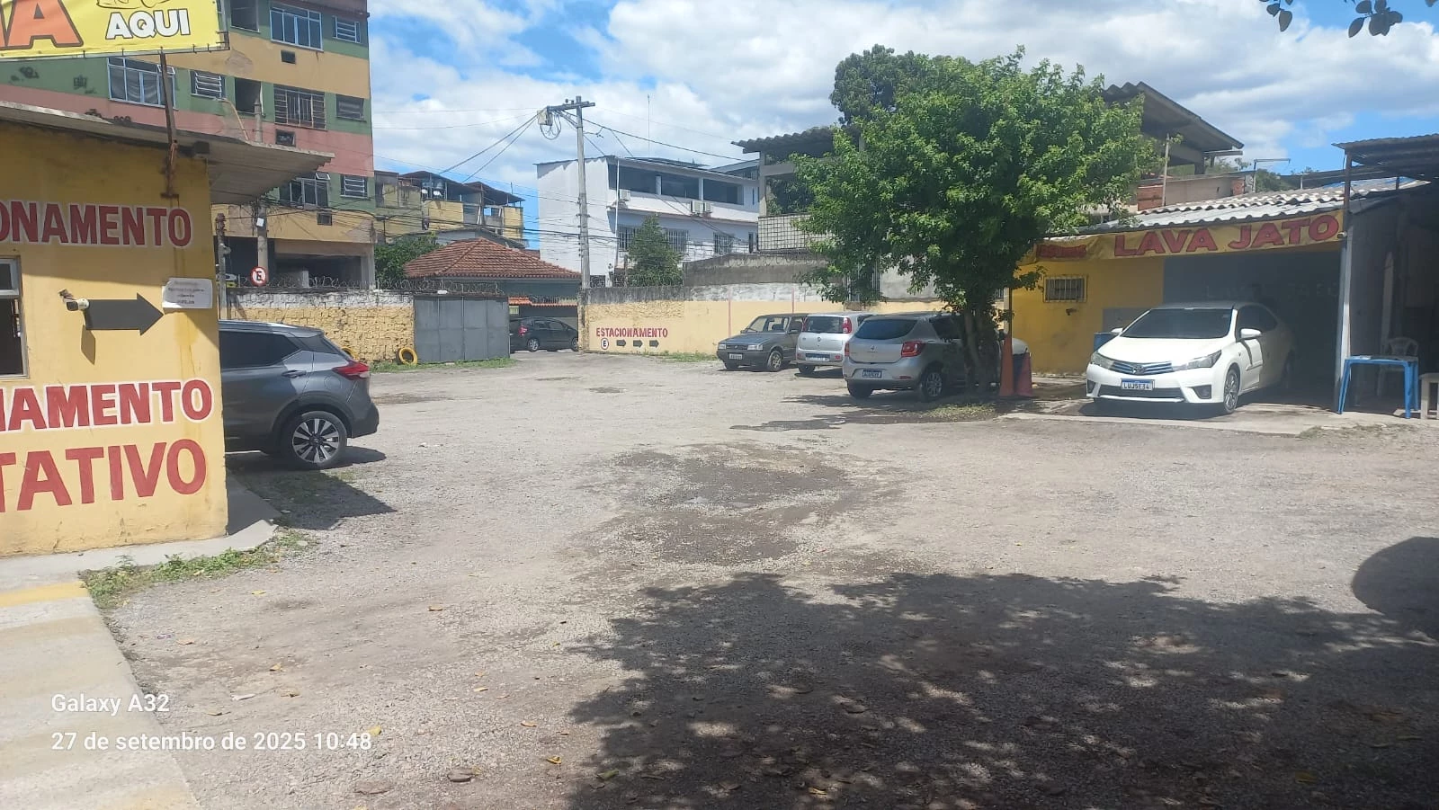 Foto do imóvel: Terreno à Venda, 700 m² em Rua Laureano Rosa, nº 200. Alcântara, São Gonçalo - RJ