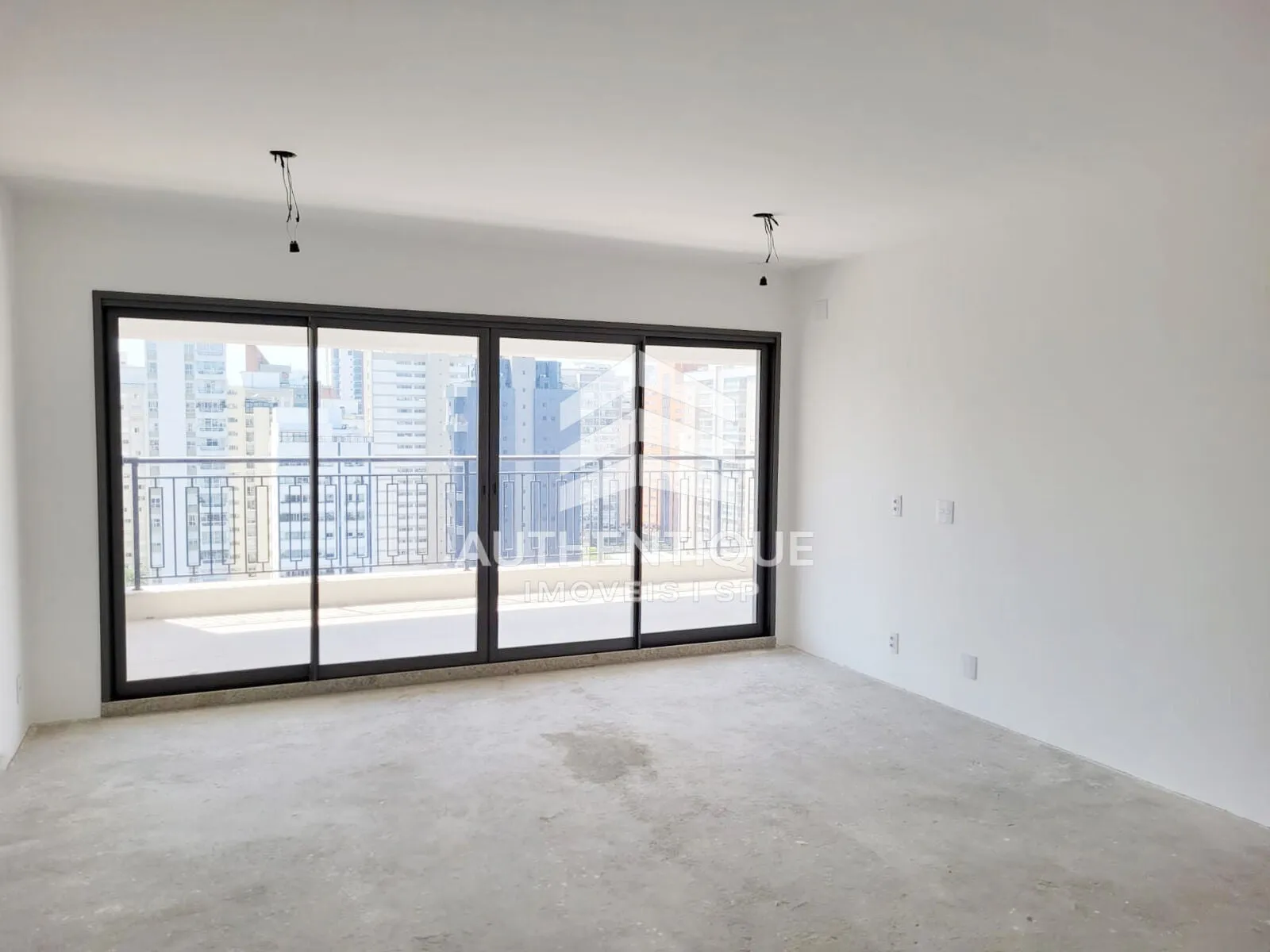 Foto do imóvel MOEMA BY CYRELA - Apartamento à venda em São Paulo/SP em Avenida Bem-te-vi, 206 - Moema, São Paulo - SP
