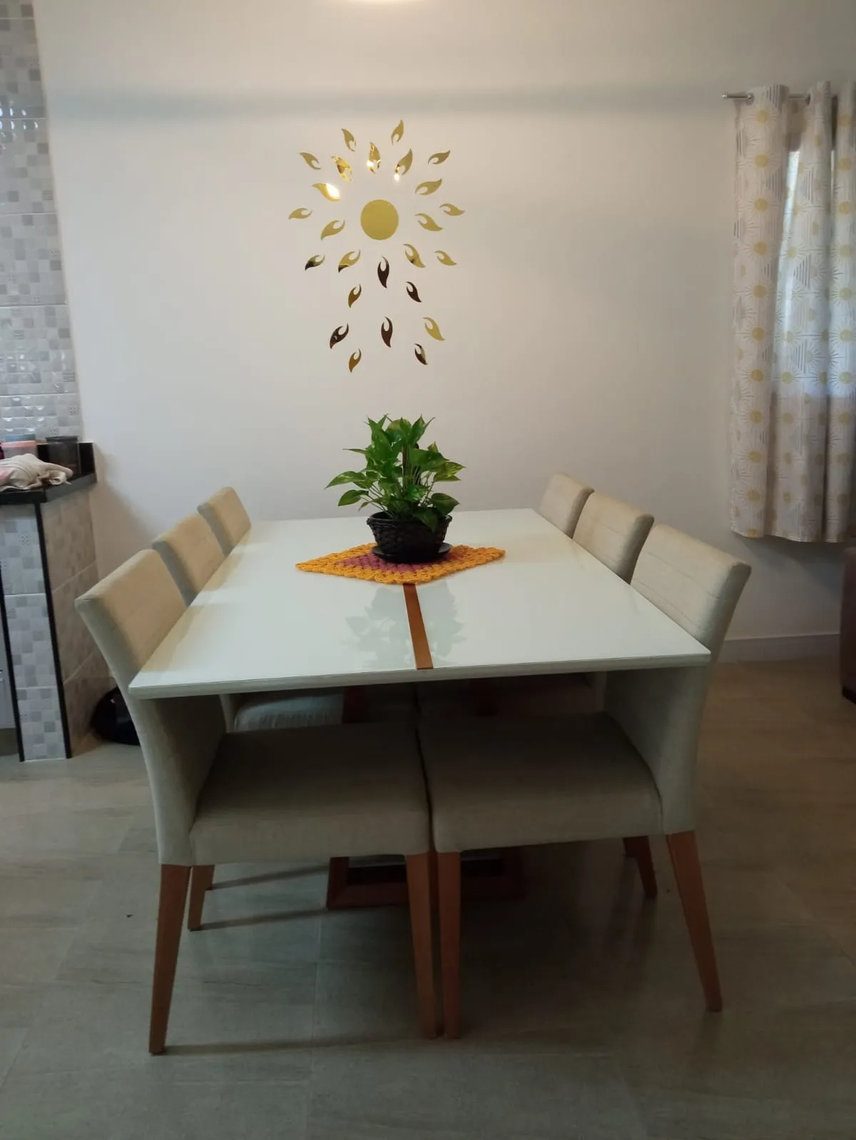 Imagem Somente R$ 650.000mil Casa com 300m²,3 Dor, sendo uma Suite 800m² de Terreno em Condomínio Aquários Araçoiaba Da Serra/SP