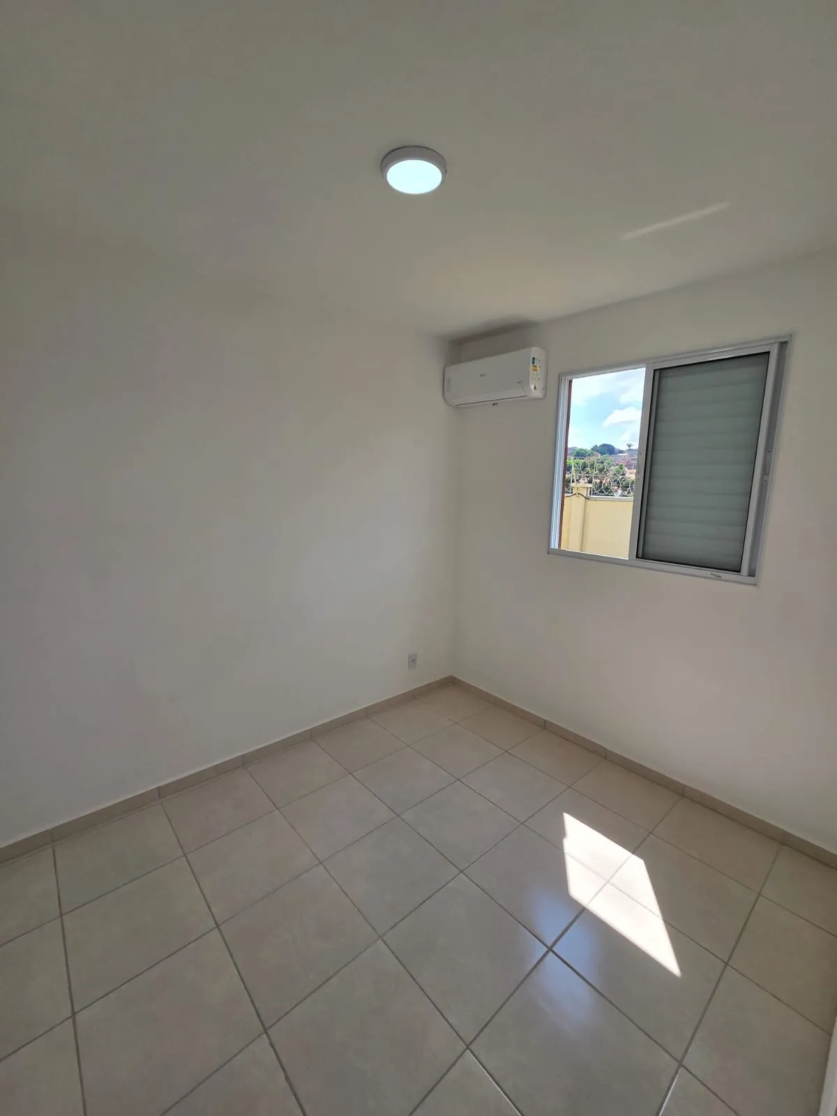 Imagem Apartamento 2 Dormitórios Condomínio Lar Toronto - Wanel Ville -Sorocaba/SP