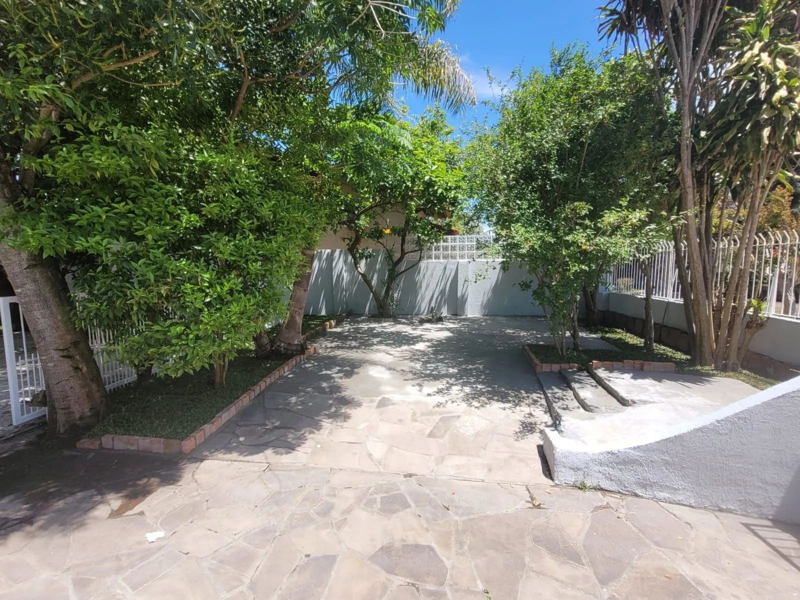 Imagem Casa no bairro Ipanema com 291 m² de área privativa e 8 garagens