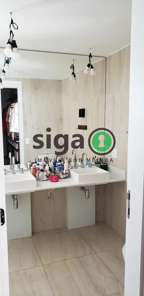 Imagem Apartamento a Venda em Moema, de 149m, 3 quartos e 2 vagas.