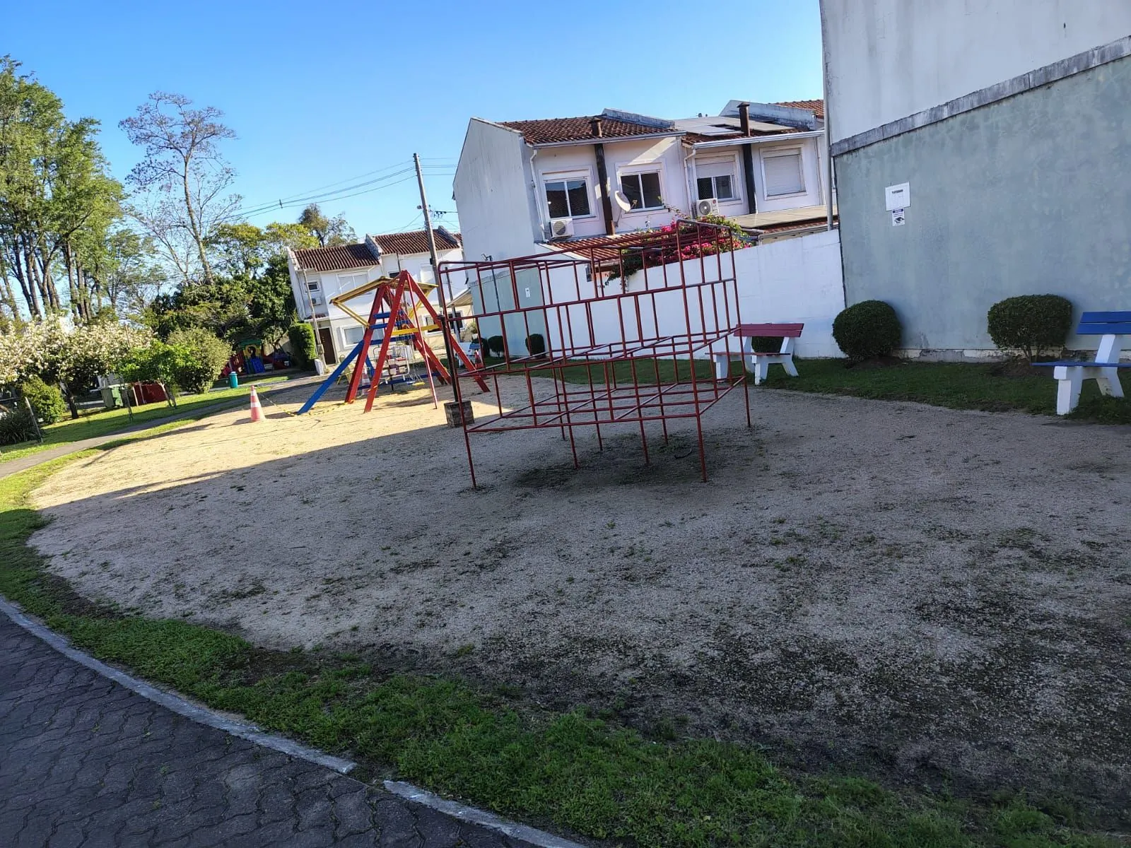 Imagem Lindo sobrado 3dormitórios no Quintas do Prado