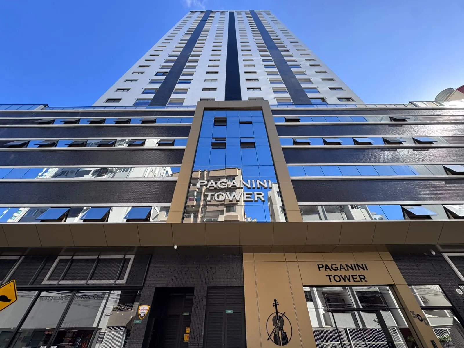 Foto do imóvel Apartamento à venda com 105m2 por R$ 3.800.000,00