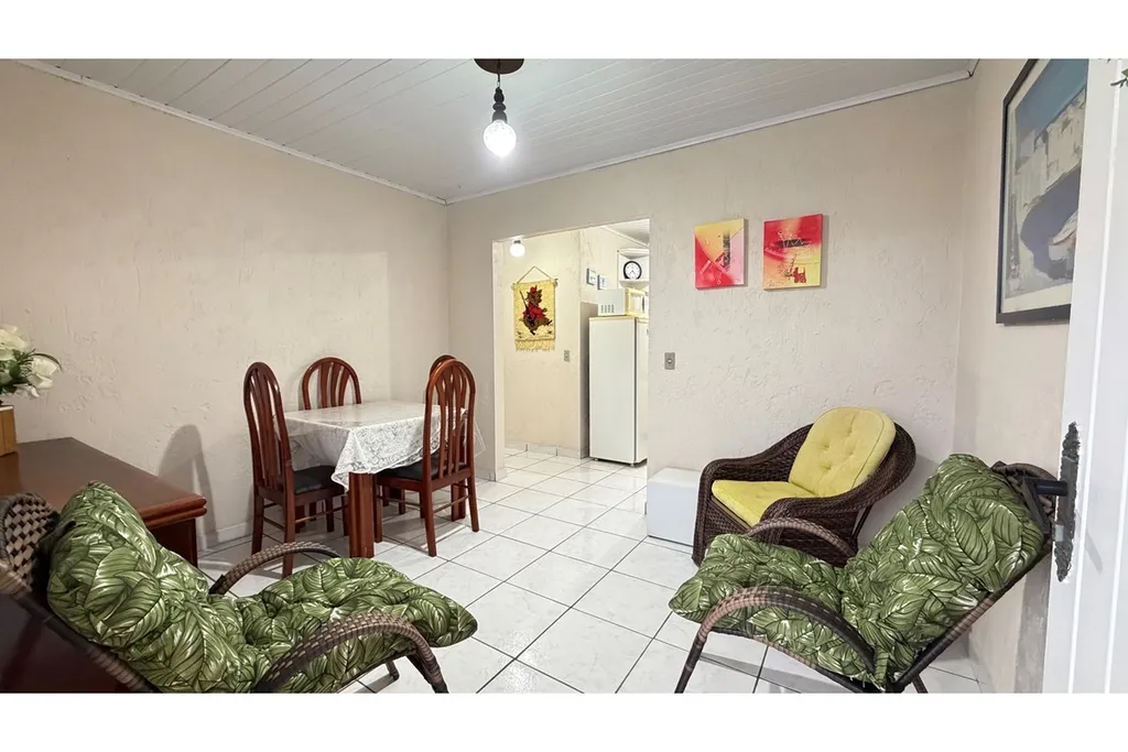 Imagem Casa à venda em Xangri-Lá, Centro, com 5 quartos, 224,44m2