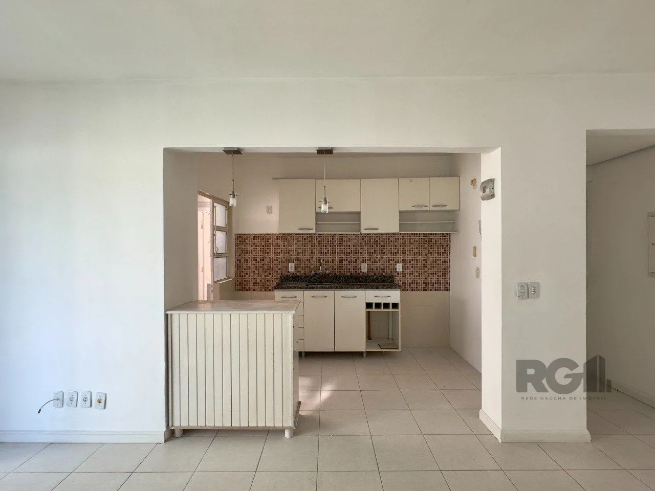 Imagem COBERTURA COM 174M², DE FRENTE, 3 DORMITÓRIOS, EM ÓTIMA LOCALIZAÇÃO NO MENINO DEUS