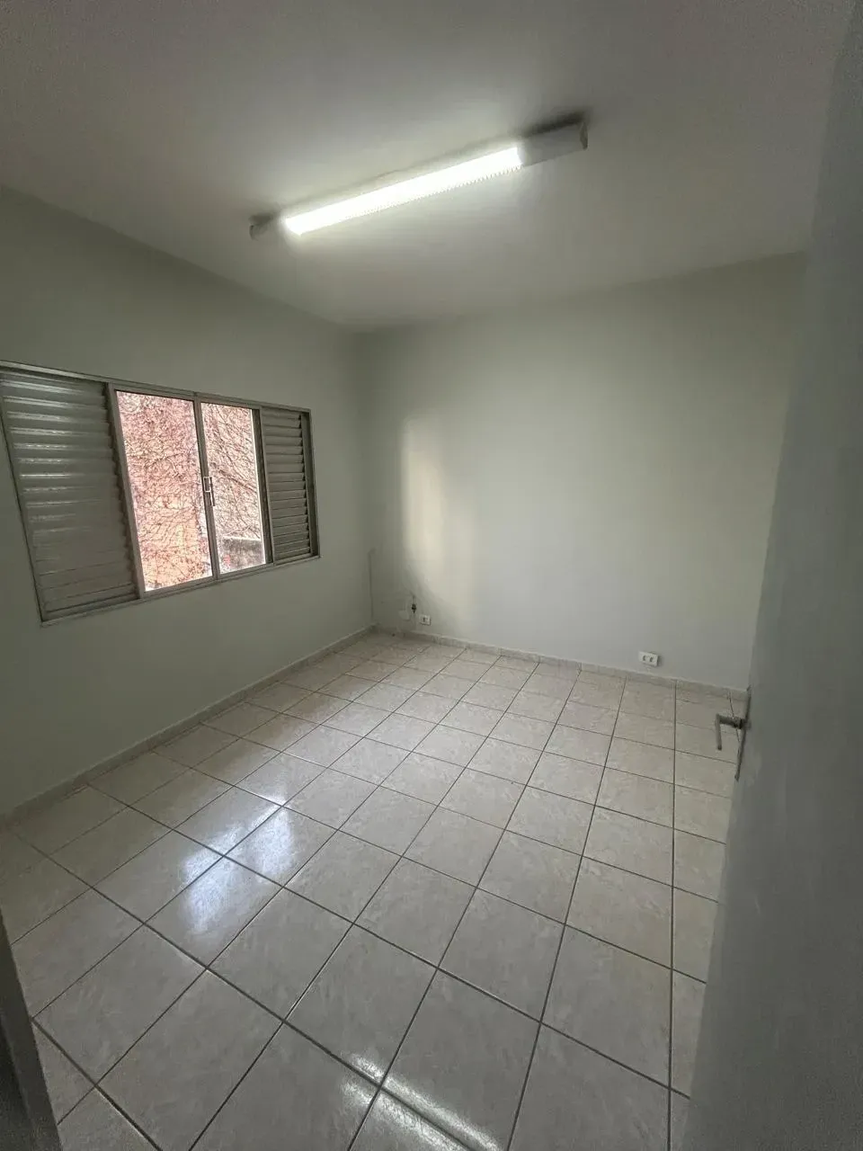 Imagem Casa com 2 Quartos para Alugar, 90 m² em Vila Anastácio - São Paulo