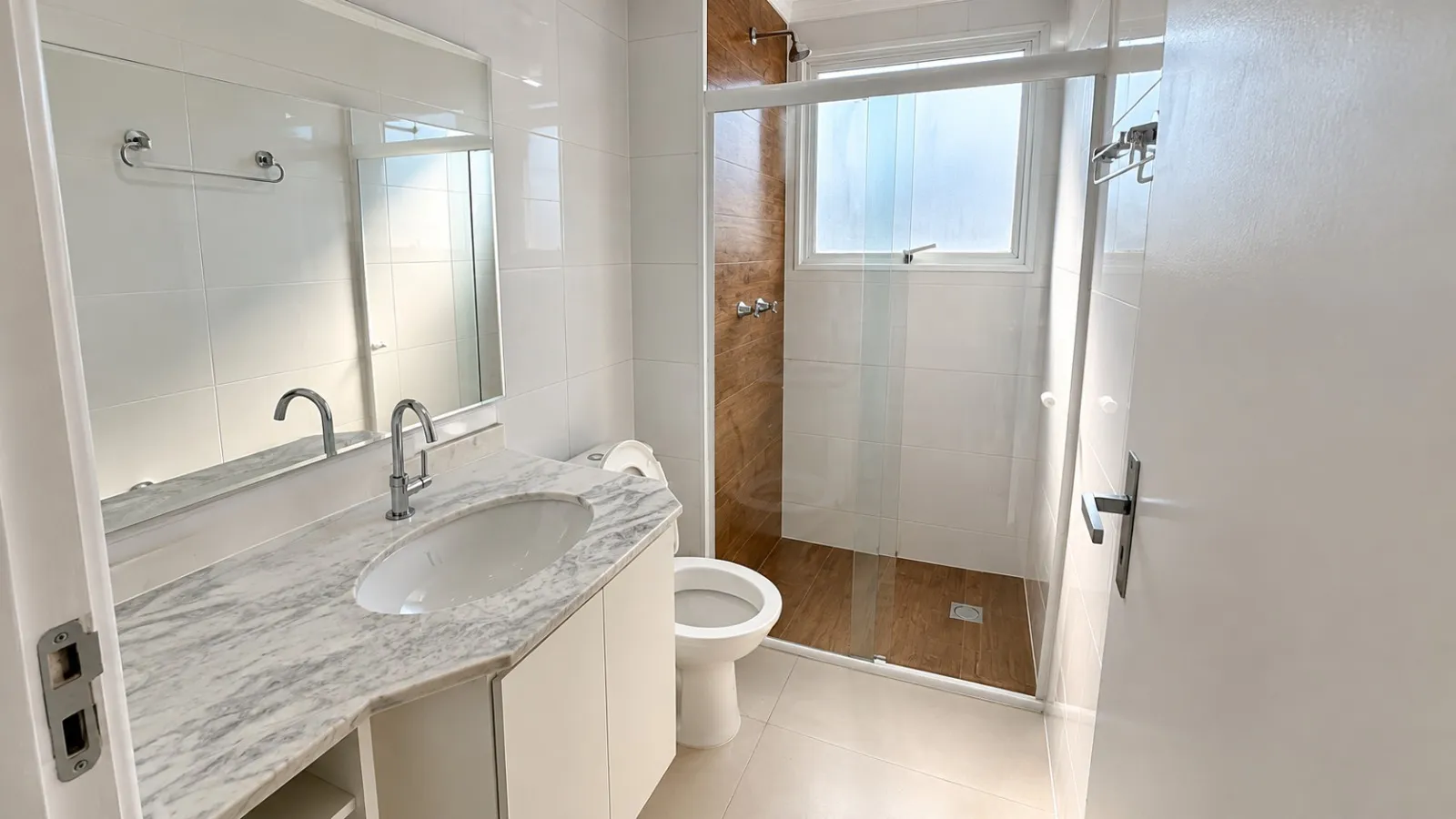 Imagem Apartamento de 2 Dormitórios com Suíte e Vista para o Sol da Manhã no Upper Life Campolim