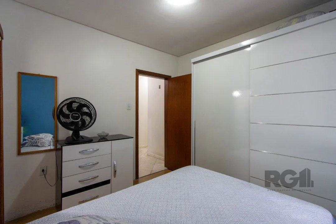Imagem Casa para Venda - 126.89m², 3 dormitórios, 5 vagas - Azenha