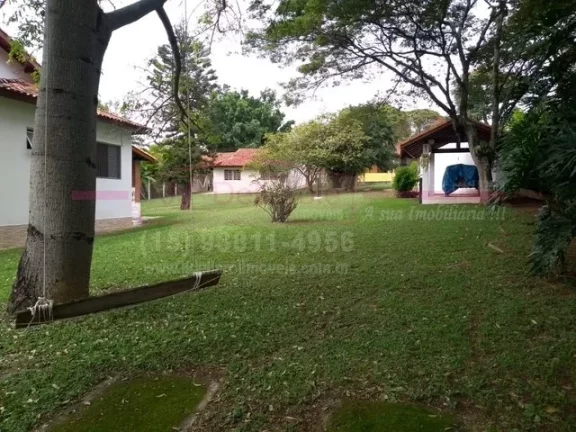 Imagem Sabe aquele lugar gostoso, onde você escuta o barulho dos pássaros e balançar das árvores? Aquel...