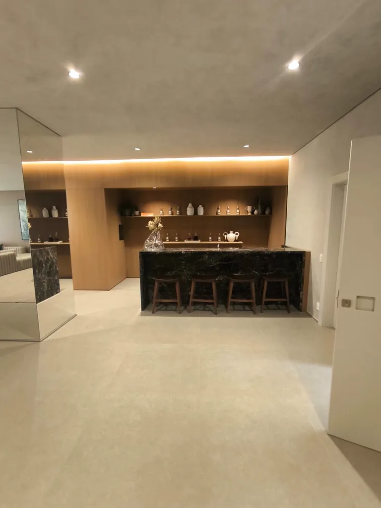 Imagem Apartamento à venda em São Paulo, Vila Nova Conceição, com 3 quartos, 195.66m2