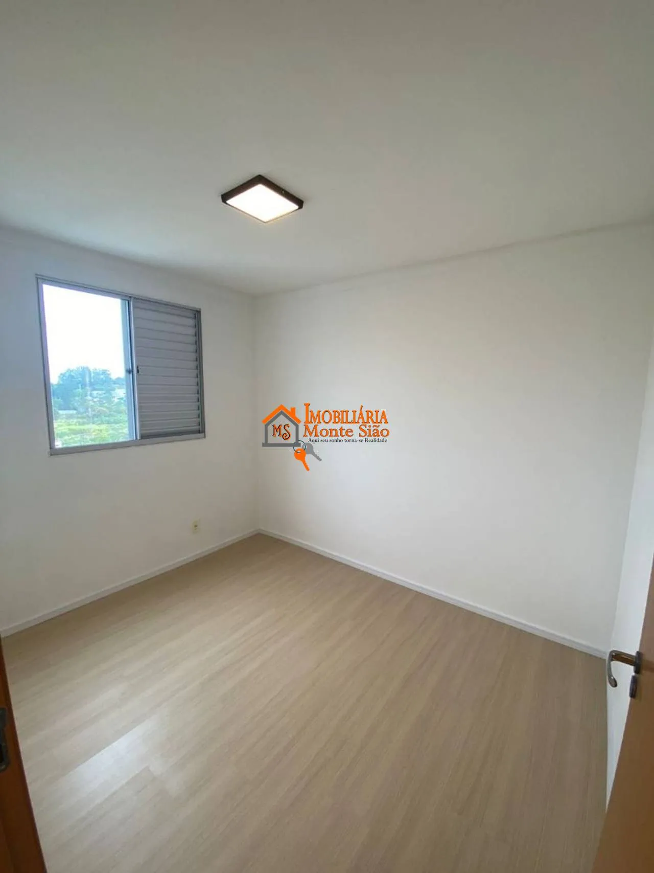 Imagem Apartamento com 2 dormitórios à venda, 49 m² por R$ 260.000,00 - Água Chata - Guarulhos/SP