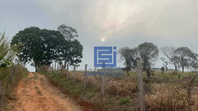 Imagem Terreno à venda, 3 m² por R$ 320.000 - Agudo - Socorro/SP