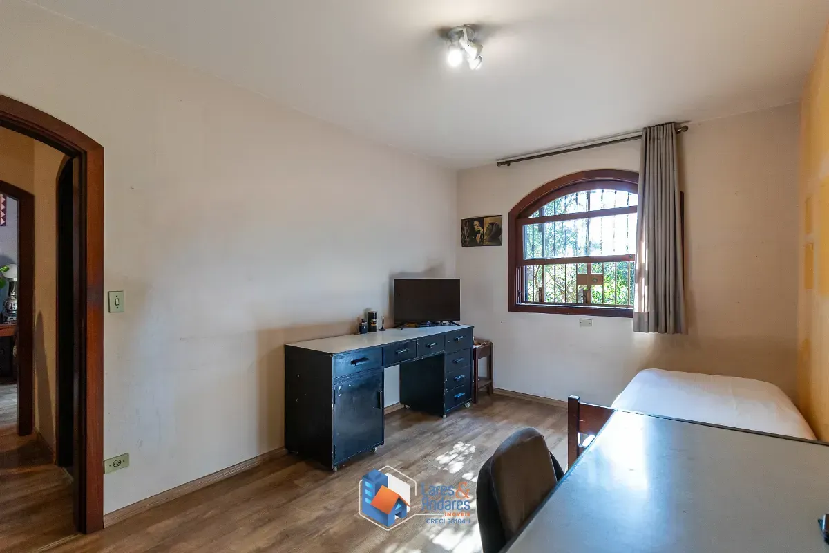 Imagem Casa para venda em Campo Belo com 4 quartos, sendo 1 suíte, 329m²