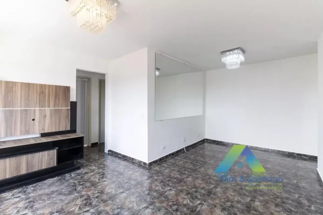 Foto do imóvel Apartamento à venda com 3 dormitórios em Vila das Mercês