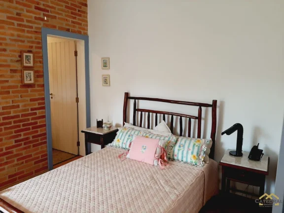 Imagem Casa em condomínio à Venda (PORTEIRA FECHADA) AC 800 m2, Piscina, quadra de Tênis. . . Jundiaí/SP