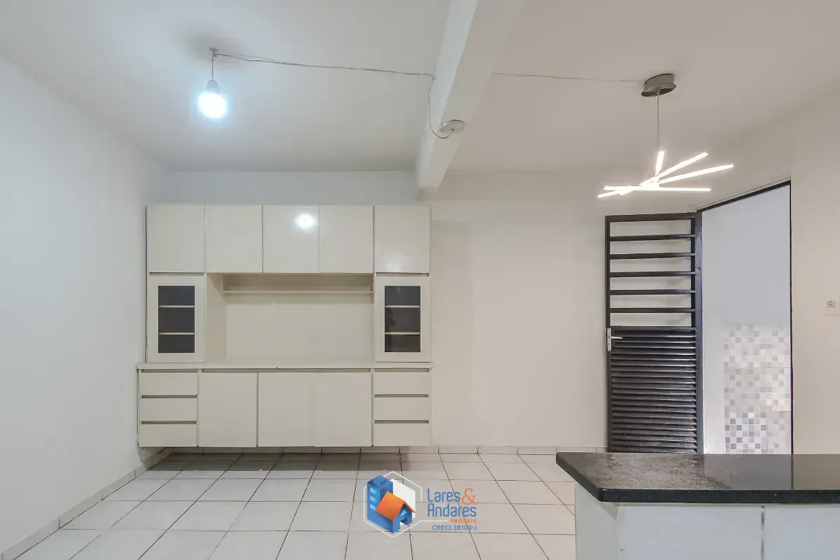 Imagem Casa para venda em Jardim Aeroporto com 4 quartos, sendo 2 suítes, 124m²