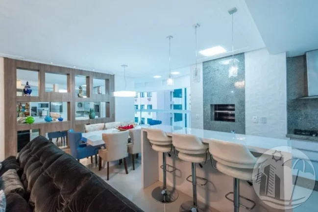 Imagem Apartamento Mobiliado e decorado 3 Suítes 4 vagas a 3 minutos a pé da praia