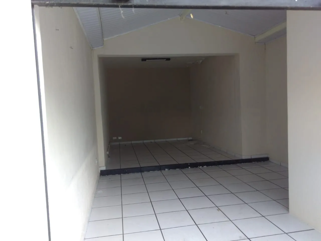 Imagem Comercial à venda 3 Quartos, 3 Vagas, 240M², Chácara do Visconde, Taubaté - SP