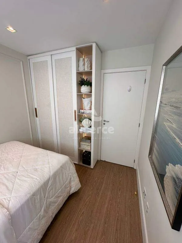 Imagem Apartamento à venda com 3 quartos 1 suíte, 96,37m² em Abraão Florianópolis