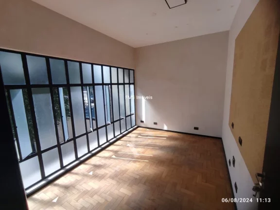 Imagem Casa comercial com 240m² no Jardim América.