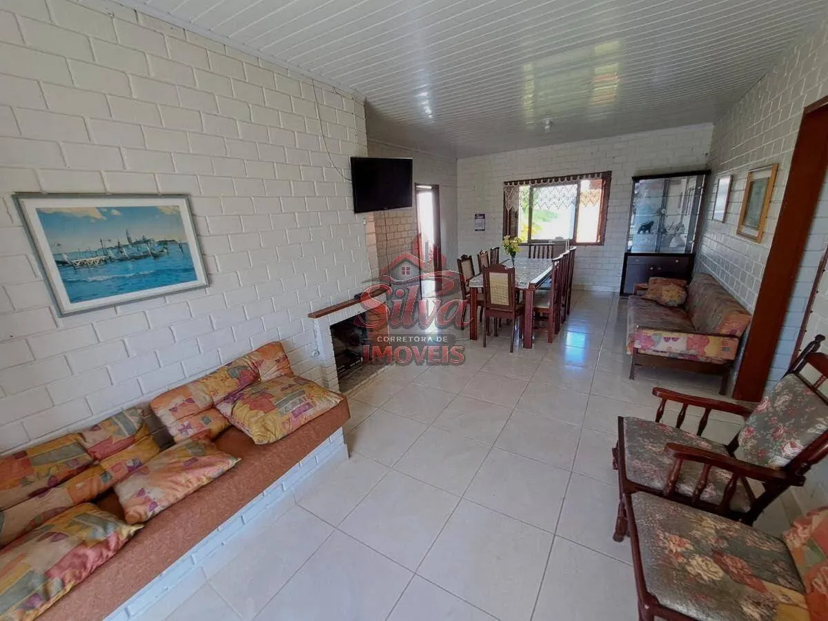 Imagem C329 | Casa 2 dormitórios à venda a 500m do mar no Mariluz