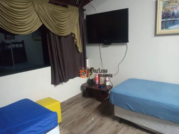 Imagem Chácara com 2 dormitórios à venda, 1180 m² por R$ 650.000,00 - Água das Flores - Jundiaí/SP