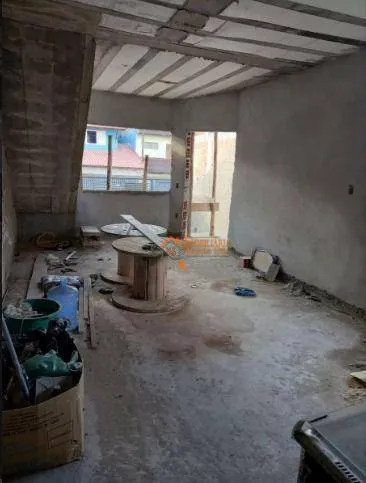 Imagem Sobrado com 5 dormitórios à venda, 306 m² por R$ 680.000,00 - Jardim Adriana - Guarulhos/SP