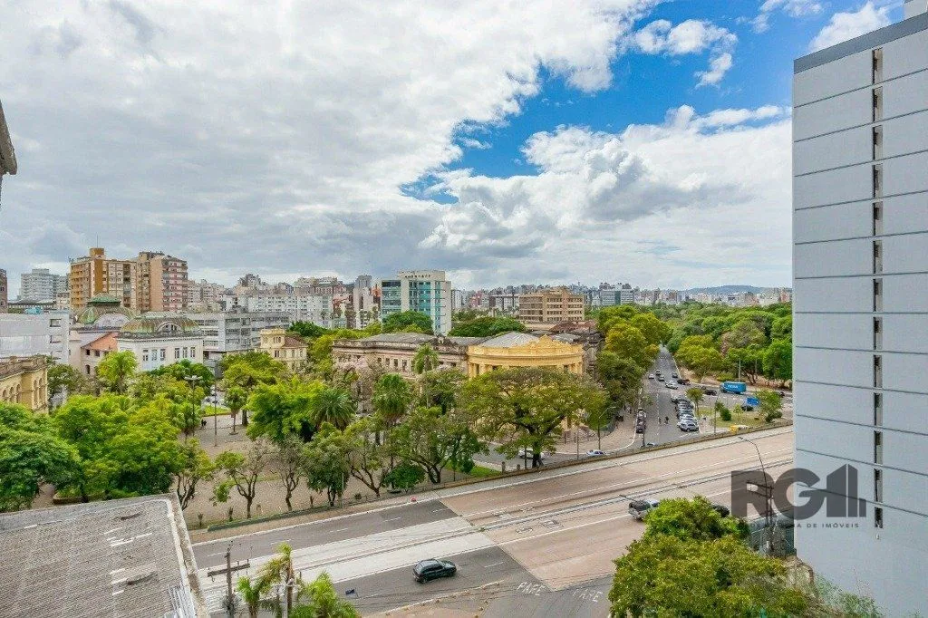 Imagem Cobertura para Venda - 191.89m², 3 dormitórios, sendo 1 suites, 1 vaga - Centro Histórico