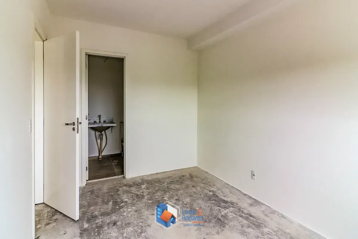 Imagem Apartamento para venda em Parque São Domingos com 2 quartos, sendo 1 suíte, 70m²