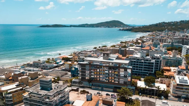 Imagem Apartamento para venda no bairro Bombas em Bombinhas