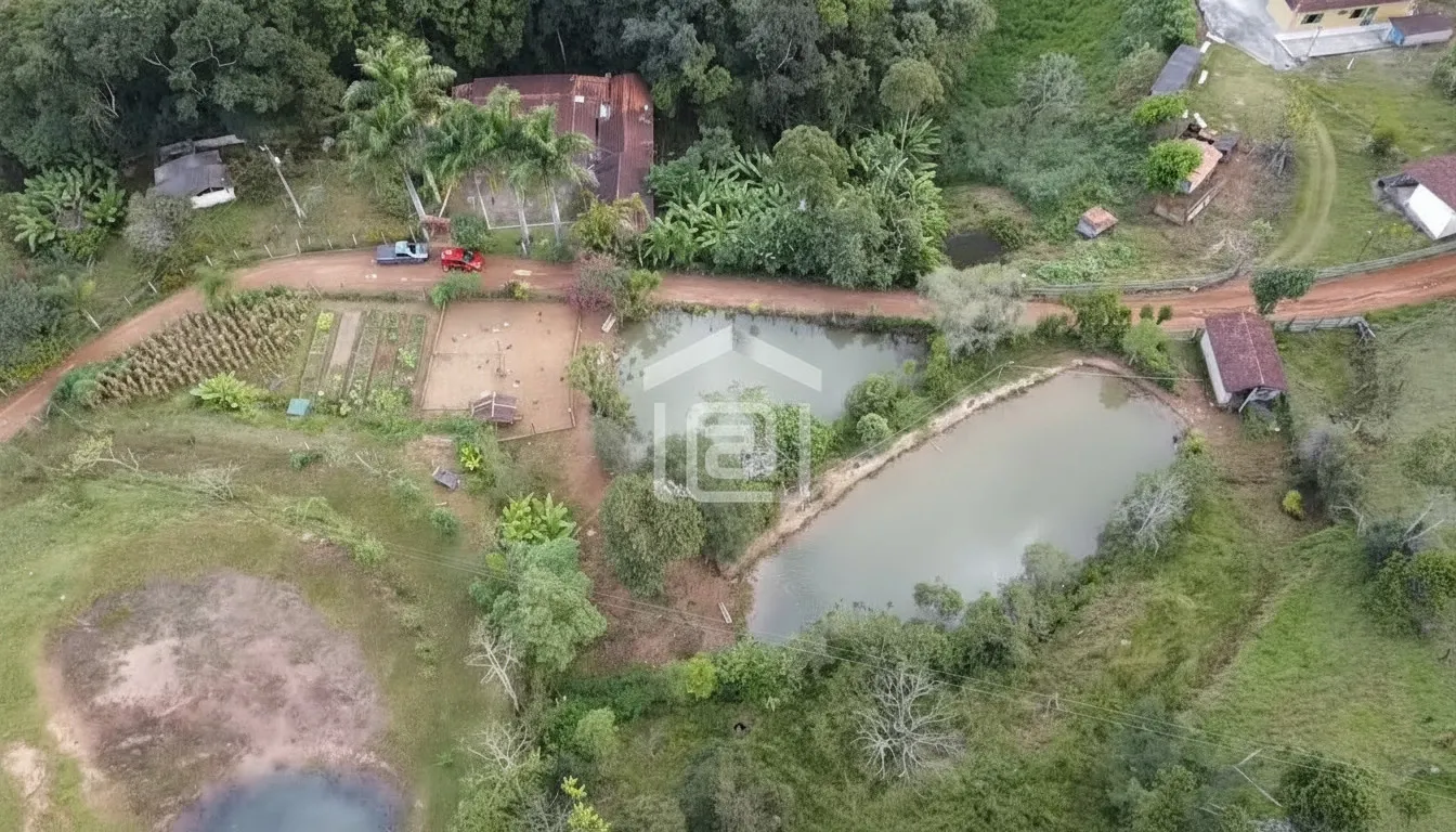 Imagem Chácara 100 m² à venda em Amendoins, Caldas
