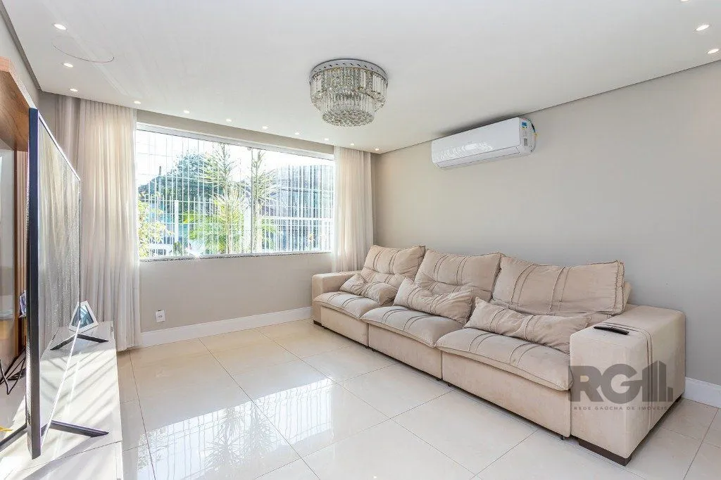 Imagem Casa sobrado no bairro Santo Antônio de 3 dormitórios e 3 vagas