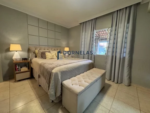 Imagem CASA TÉRREA 4 SUÍTES COND. FECHADO VEREDA DA CRUZ, FRENTE PARA ÁGUAS CLARAS QUITADA E ESCRITURADA