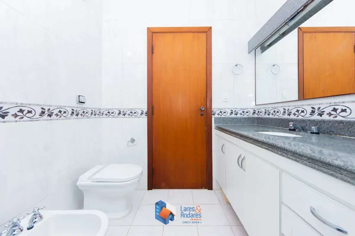 Imagem Casa para venda em Alto da Boa Vista com 4 quartos, sendo 2 suítes, 303m²