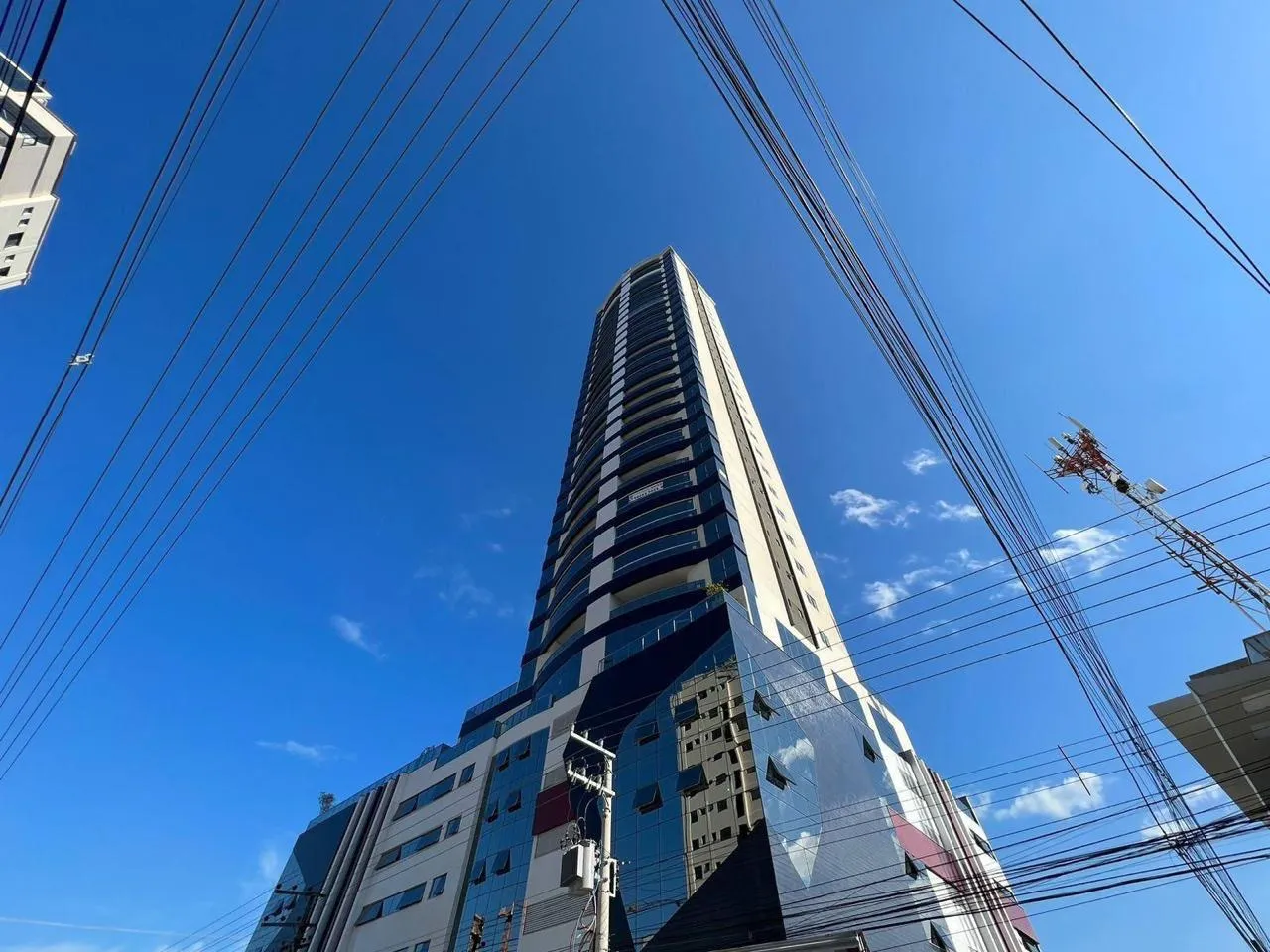 Foto do imóvel Apartamento à venda com 128.5m2 por R$ 2.550.000,00