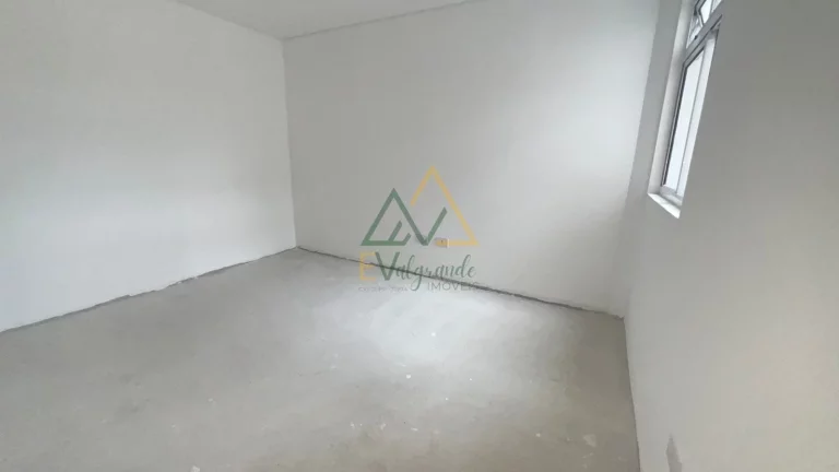 Imagem Sobrado à venda Xaxim Curitiba PR