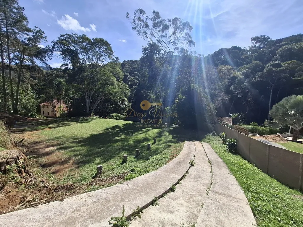 Imagem Terreno para Venda em Teresópolis / RJ no bairro Granja Florestal