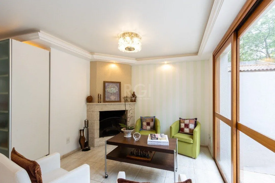 Imagem Casa Condominio para Venda - 334.56m², 4 dormitórios, sendo 1 suites, 2 vagas - Jardim Isabel