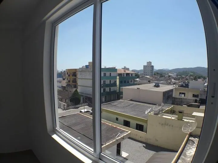 Imagem Apartamento com 2 Quartos à Venda, 80 m² em Lídia Duarte - Camboriú