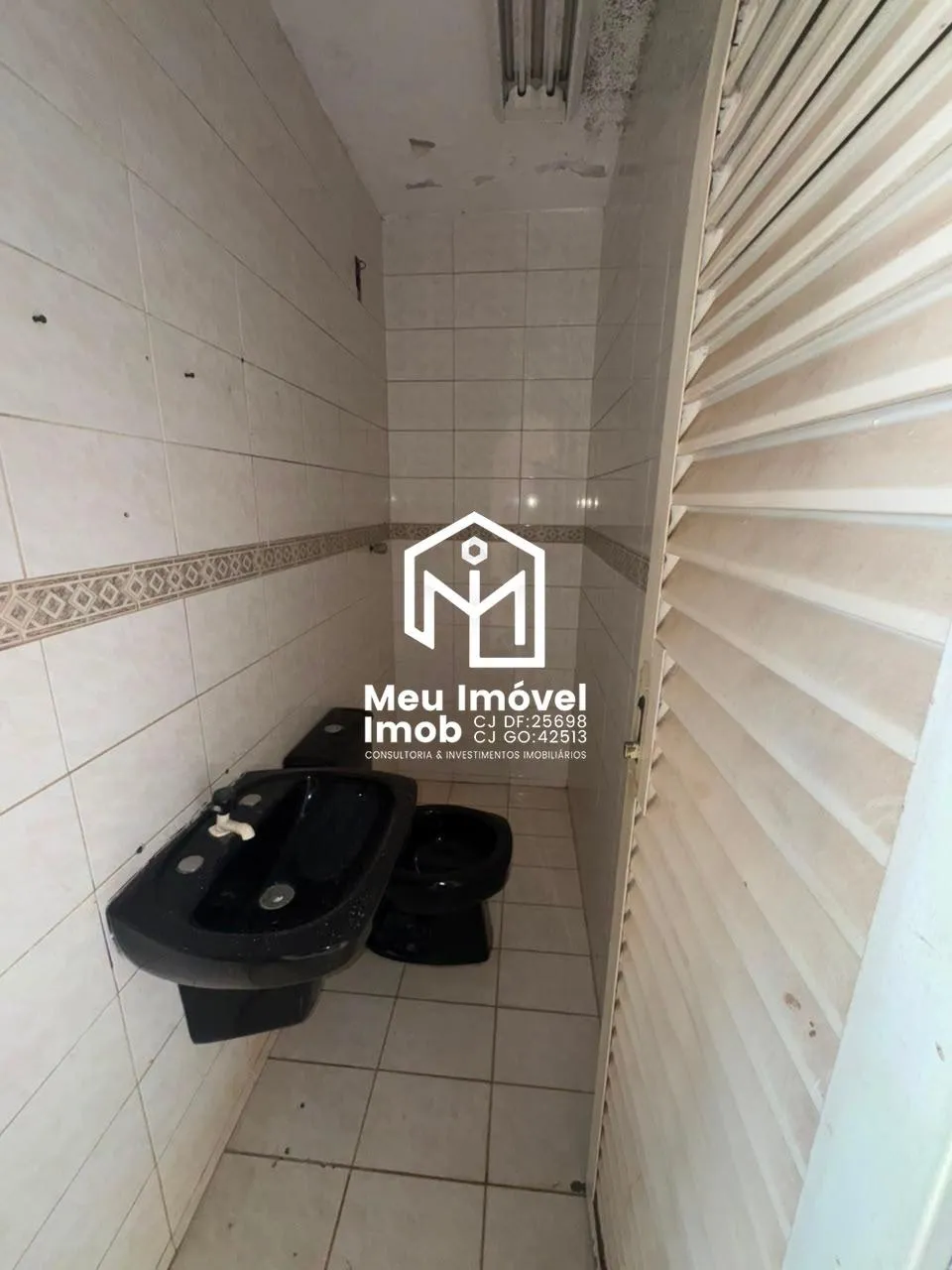 Imagem Casa 4 Quartos 2 Suítes 4 Vagas 340m² Taguatinga Norte/DF