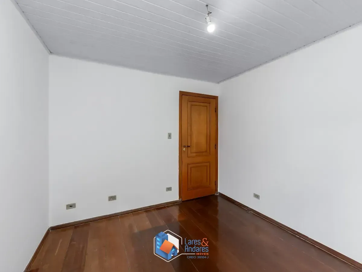 Imagem Sobrado para venda em Cidade Ademar com 3 quartos, sendo 1 suíte, 130m²