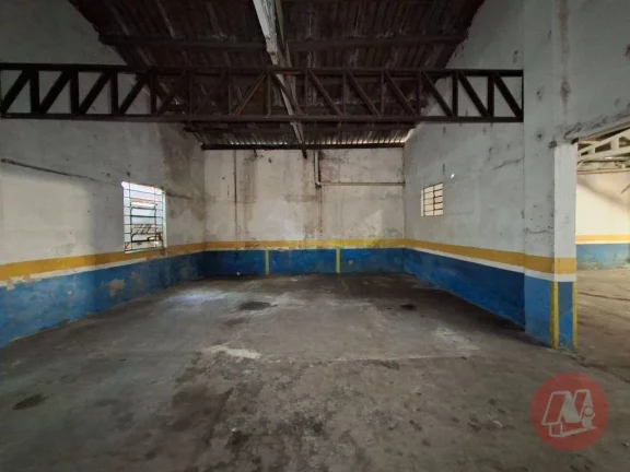 Imagem Terreno para alugar, 936 m² por R$ 9.540,91/mês - Santa Cecília - Porto Alegre/RS