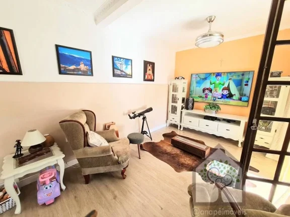 Imagem Casa com 4 quartos, sendo 3 suites em Itaguaçu, Florianópolis/SC