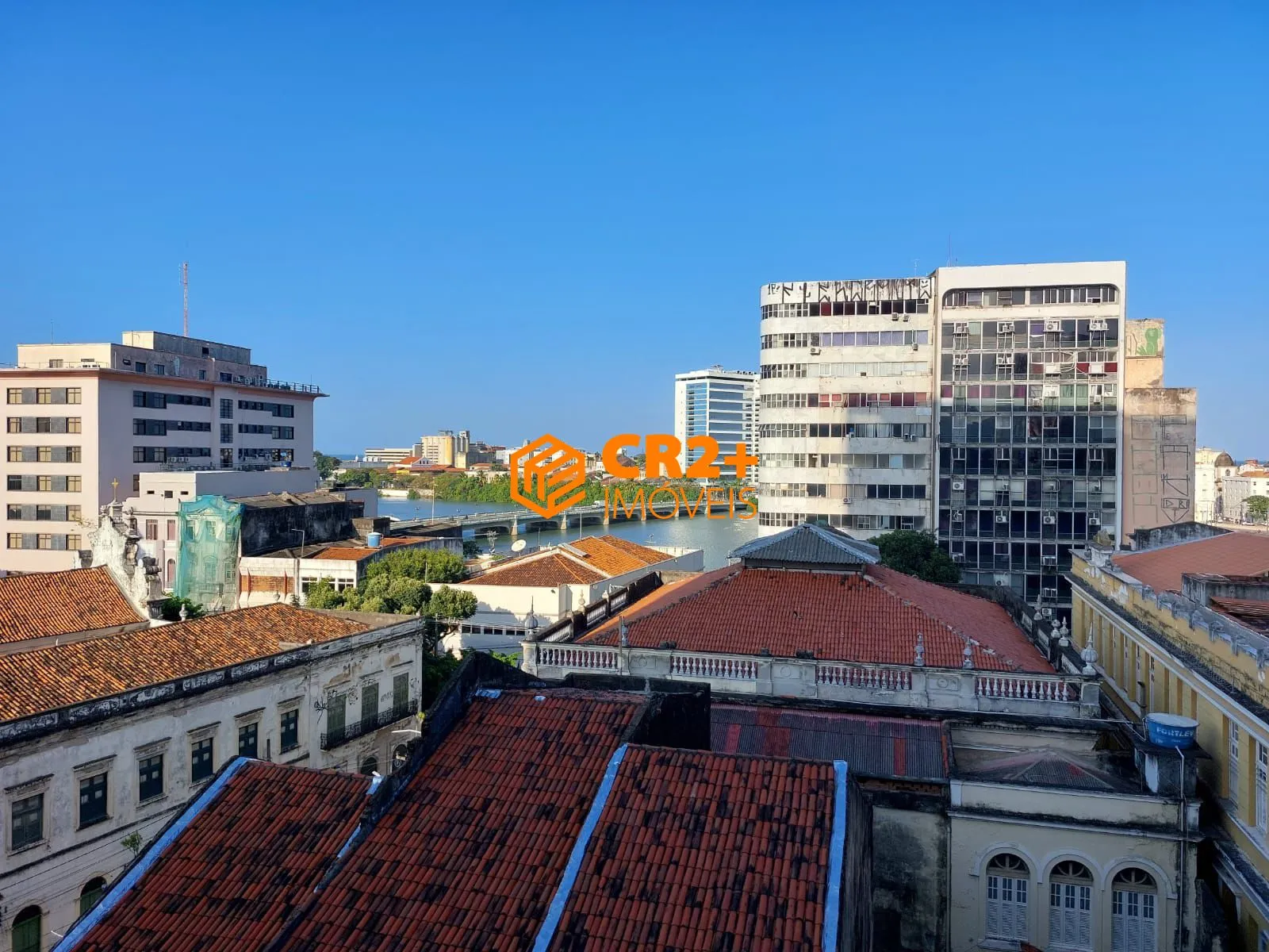 Imagem Vendo Sala Comercial no Empresarial Domar com vista linda do Recife!
