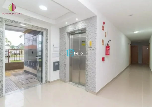 Imagem Apartamento 2 dormitórios com sacada e churrasqueira no Porto Quintana - Zona Norte
